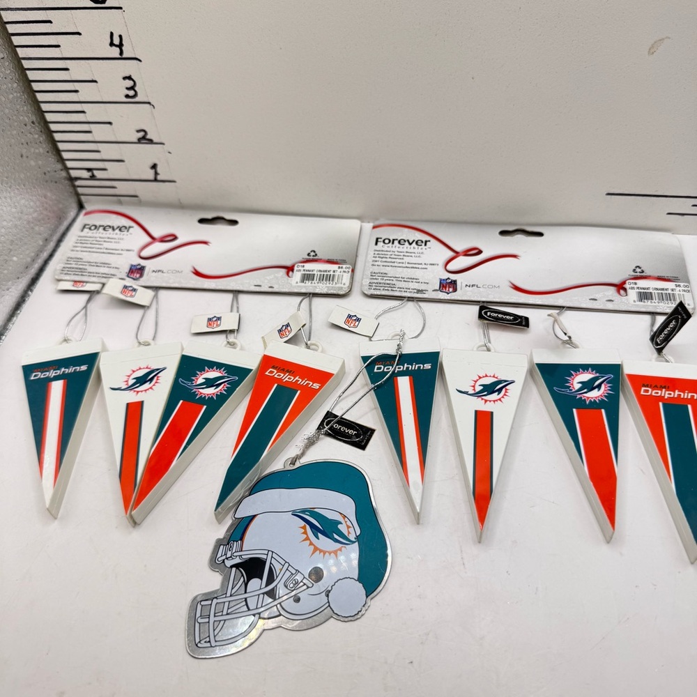 Miami Dolphins 8 Pennant Xmas ornaments,metal helmet ornament original tags